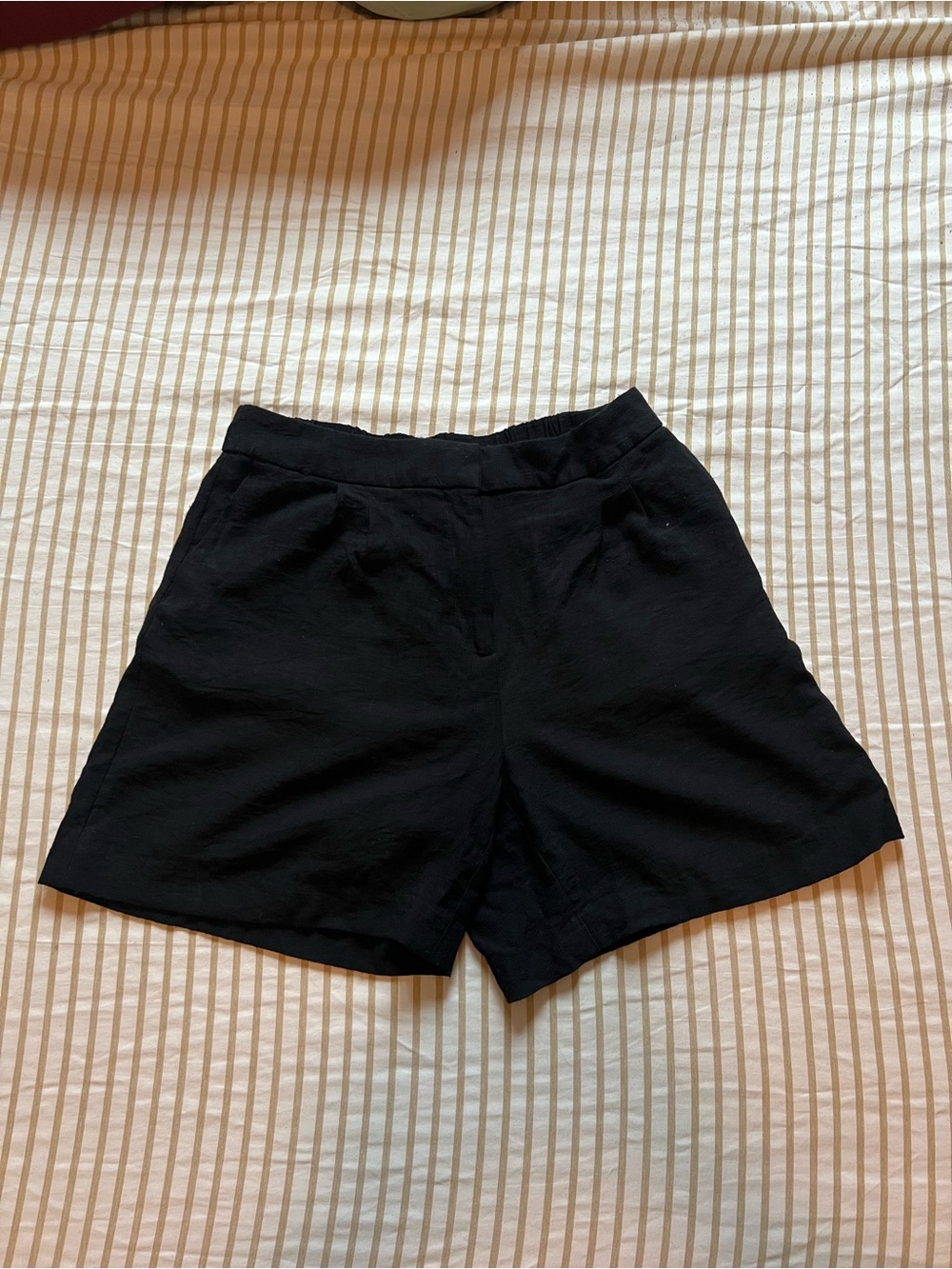 Vince Camuto Black Linen Short